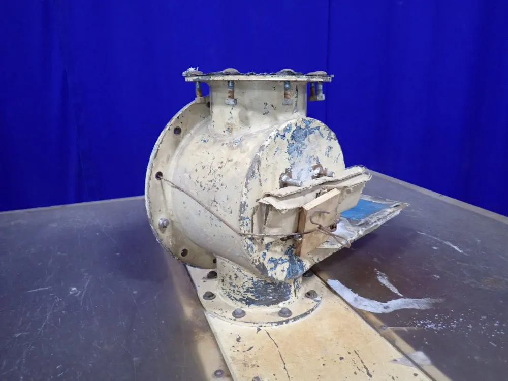 Conair Aprox. 33" Hopper