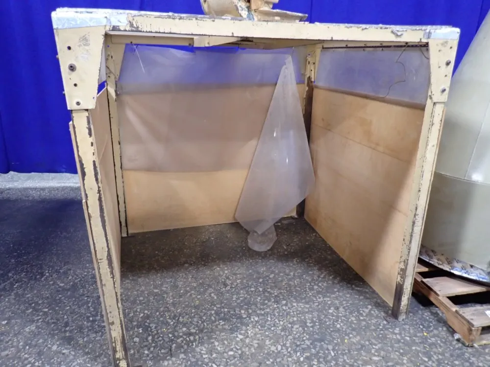 Conair Aprox. 33" Hopper