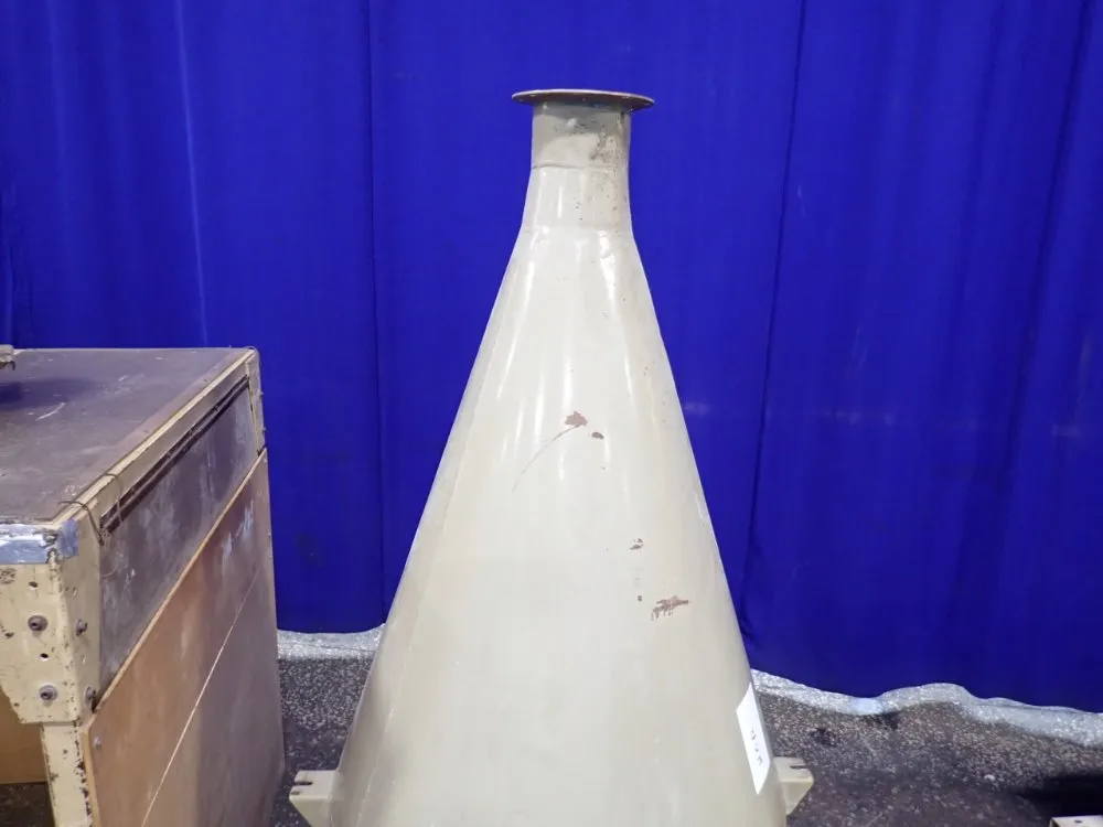 Conair Aprox. 33" Hopper