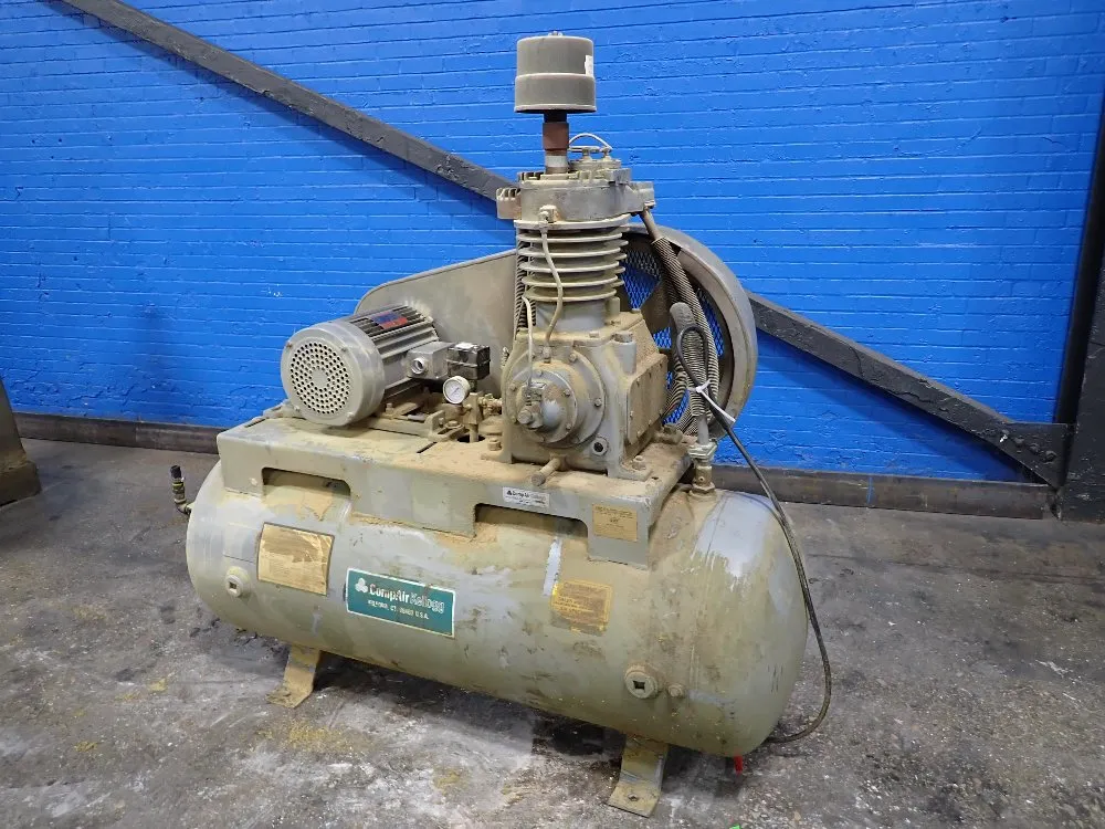 AIR COMPRESSOR