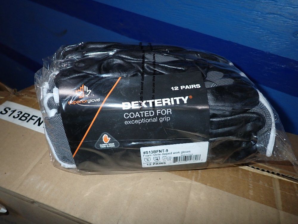 Superior Gloves Foam Nitriledipped Work Gloves