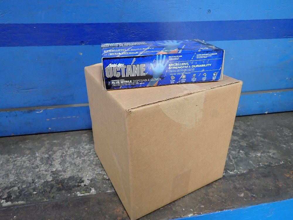 Pip Blue Nitrile Disposable Gloves