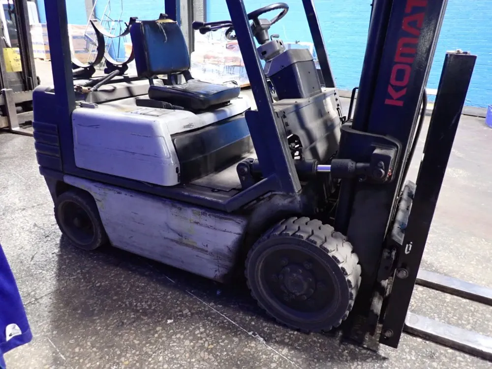 Komatsu 3520 Lbs Fg20st11 Propane Forklift - Fg20st11