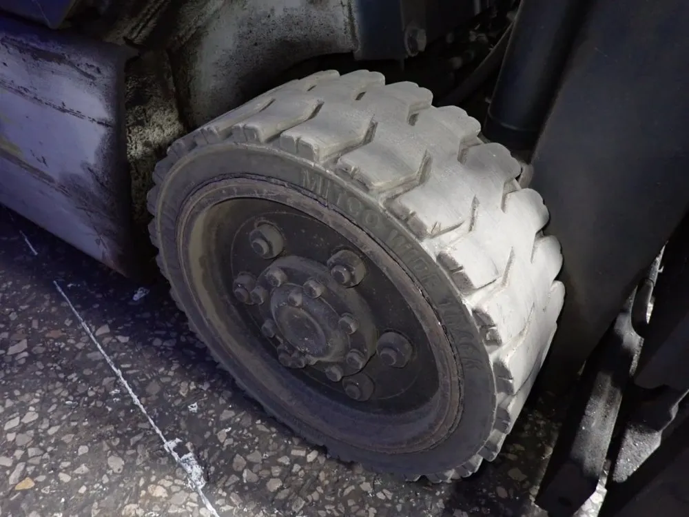 Komatsu 3520 Lbs Fg20st11 Propane Forklift - Fg20st11