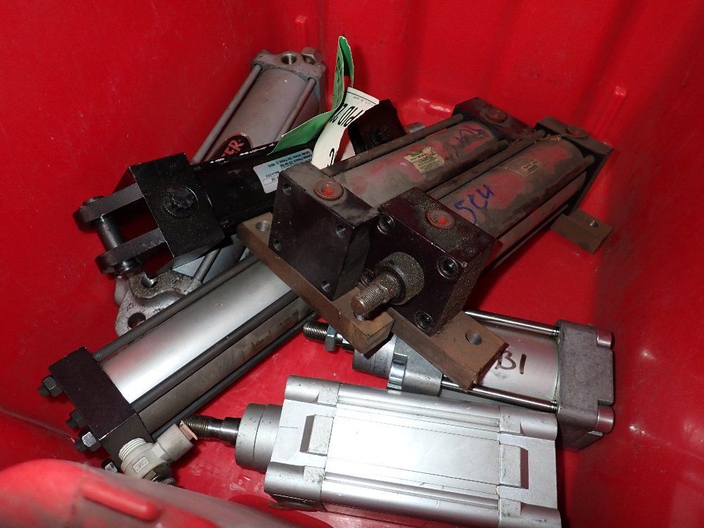  Hydraulic Cylinders