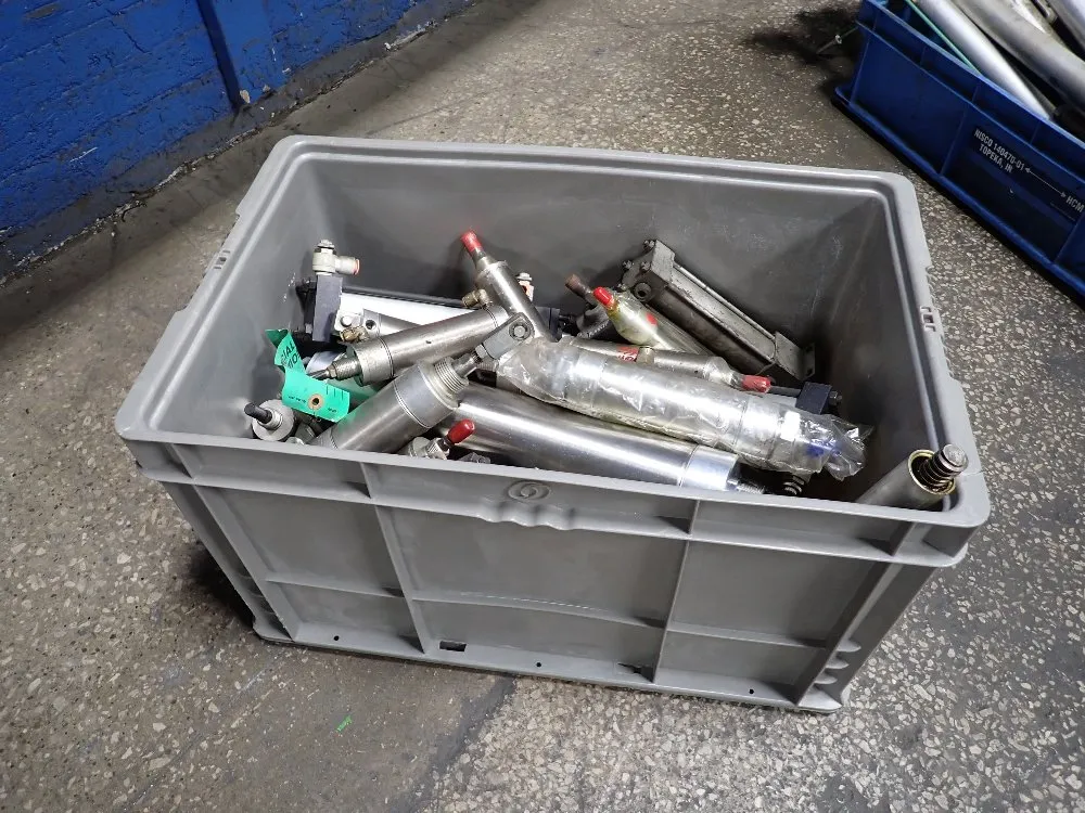  Hydraulic Cylinders