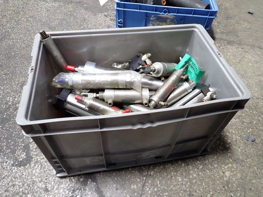  Hydraulic Cylinders