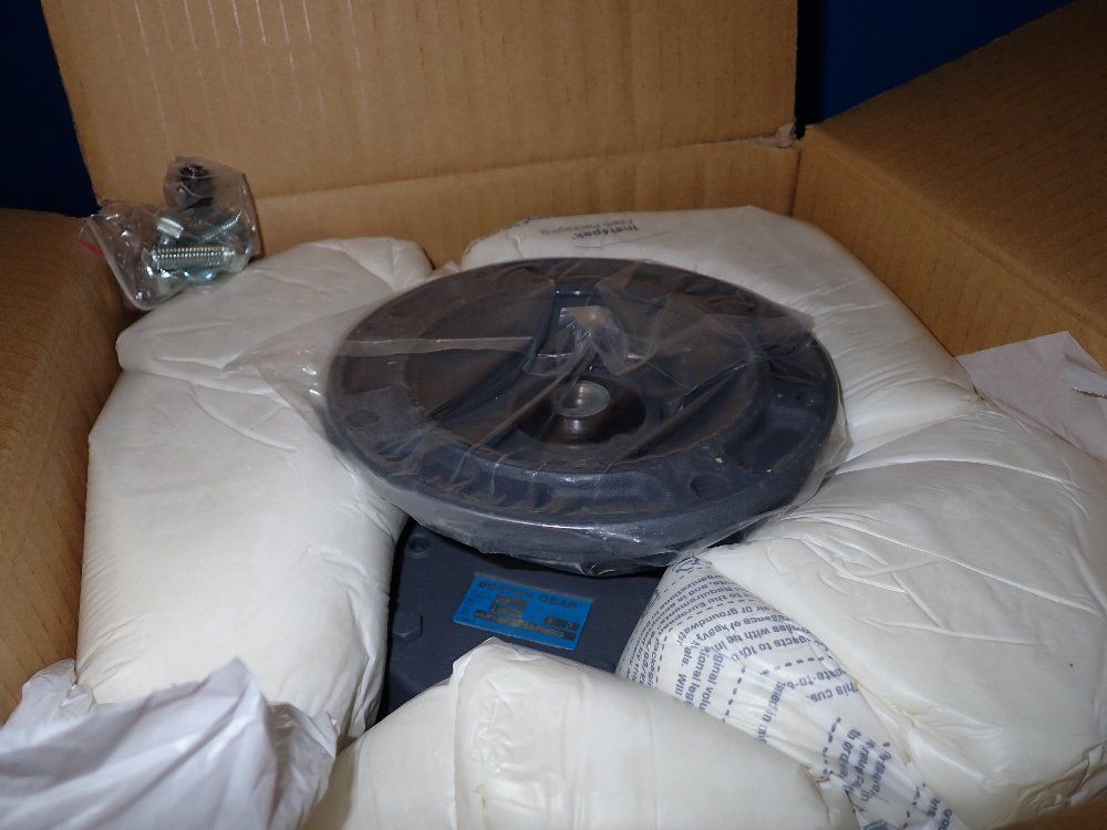 Boston Gear Parallel Shaft Speed Reducer