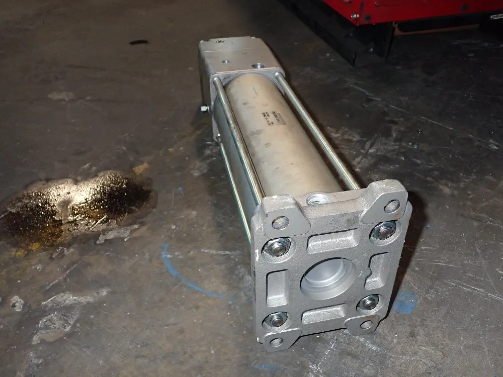 Smc Hydraulic Cylinder - Cna2g100-250-d