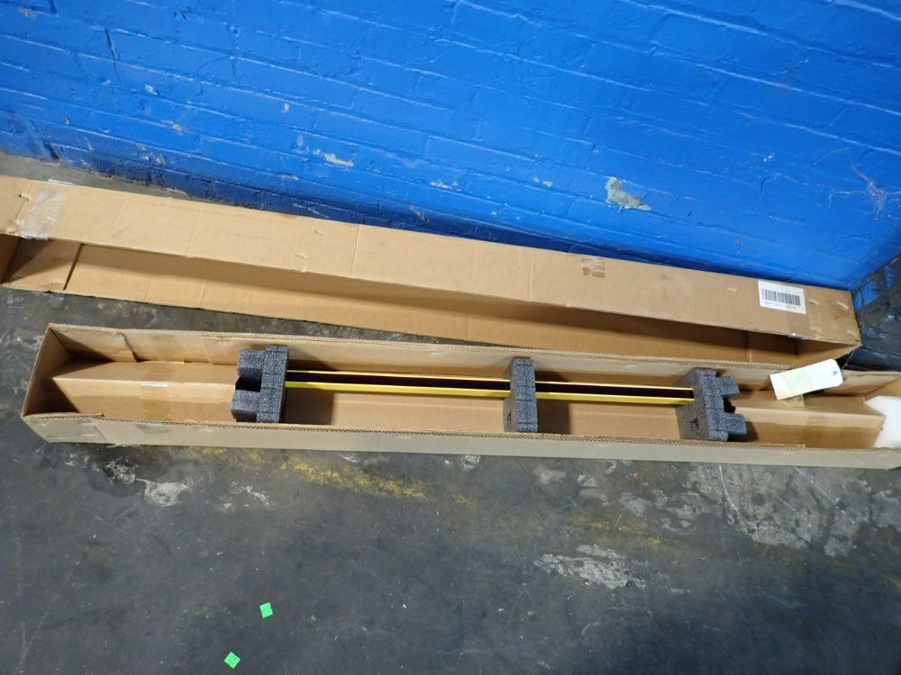 Sti 36" X 1" Light Curtain - Smcf4700