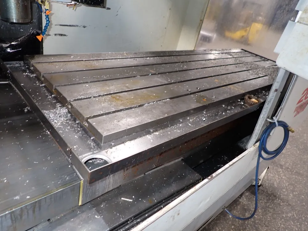 Haas 2000 Haas Vf7 Cnc Vmc