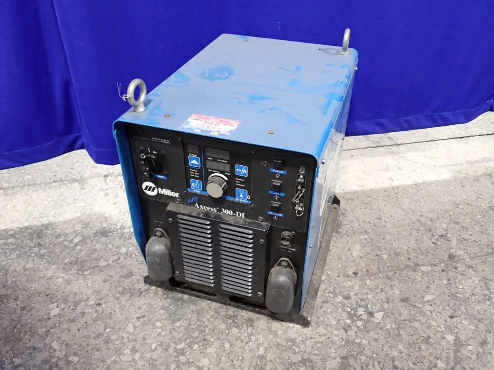 Miller Miller Auto Axcess 300di Welder