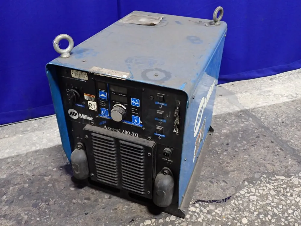 Miller Miller Auto Axcess 300di Welder