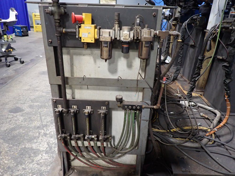 Yaskawa  Motoman Yaskawa  Motoman Ma1400 Robot