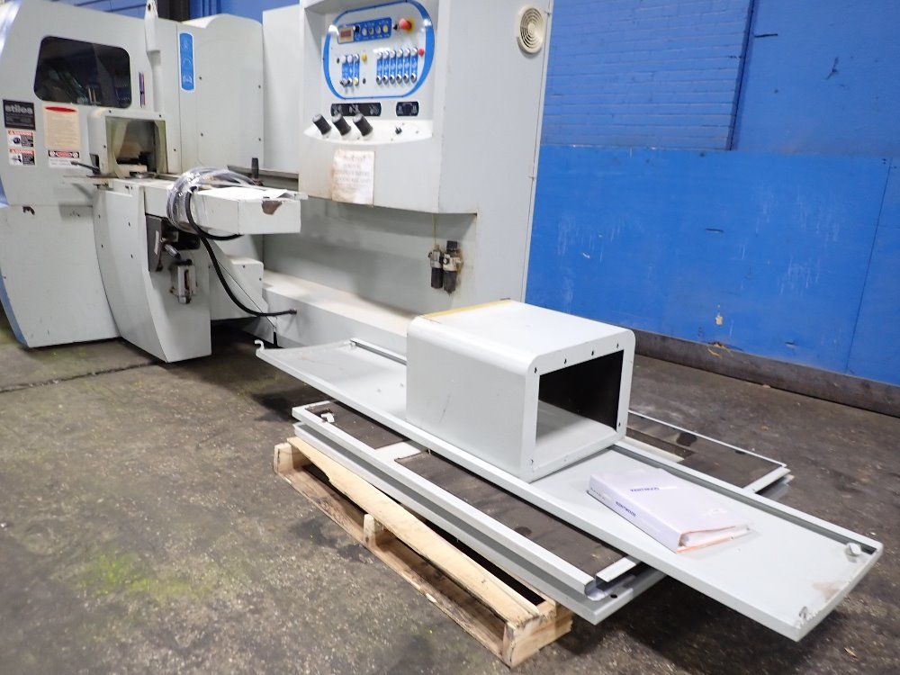 Kentwood 2008 Kentwood M609 Moulder - M609