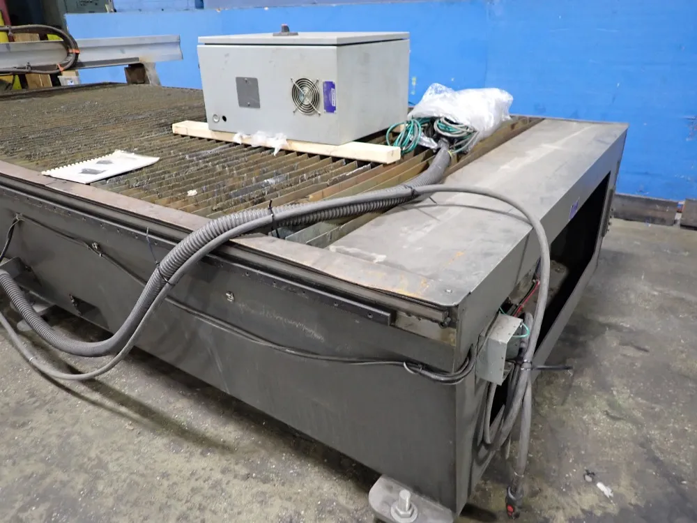 Multicam 2012 Multicam Plasma Cutting Table
