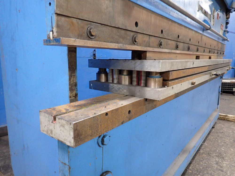 Pacific 12' X 12 Ga J110-12 Press Brake - J110-12