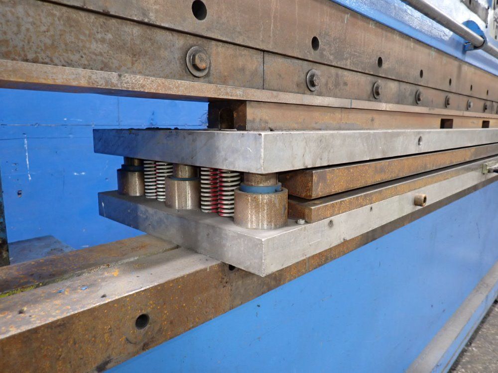 Pacific 12' X 12 Ga J110-12 Press Brake - J110-12