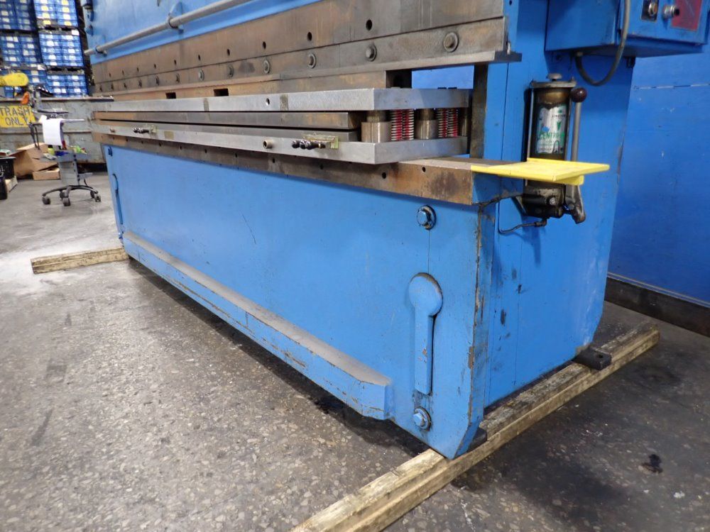 Pacific 12' X 12 Ga J110-12 Press Brake - J110-12