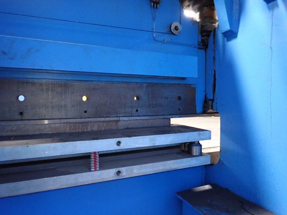 Pacific 12' X 12 Ga J110-12 Press Brake - J110-12