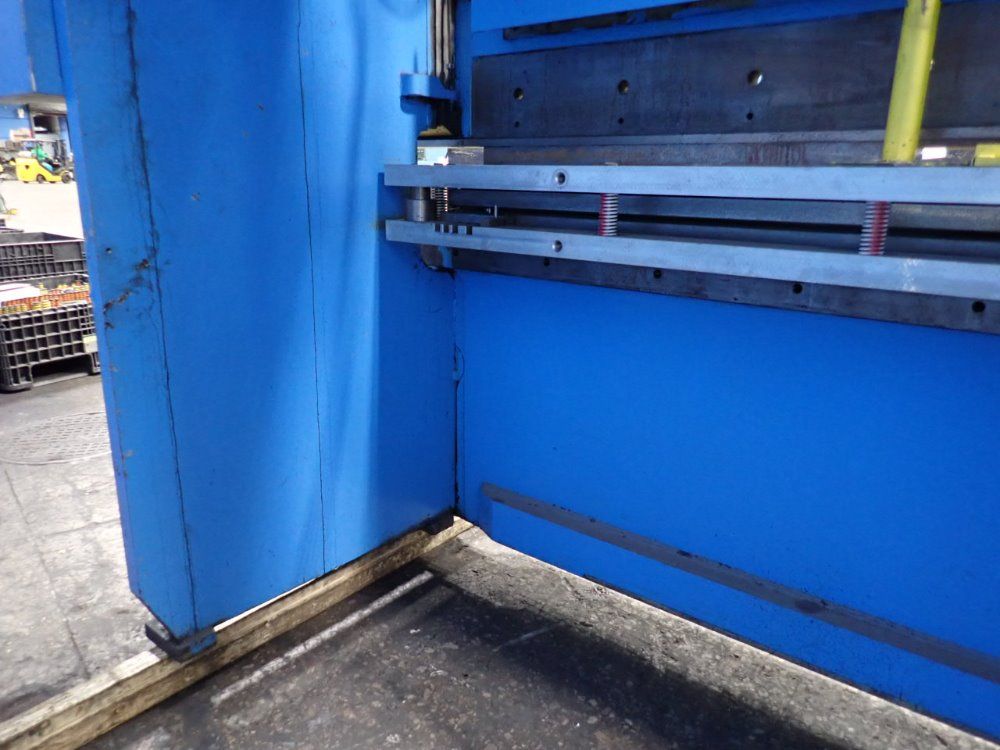Pacific 12' X 12 Ga J110-12 Press Brake - J110-12