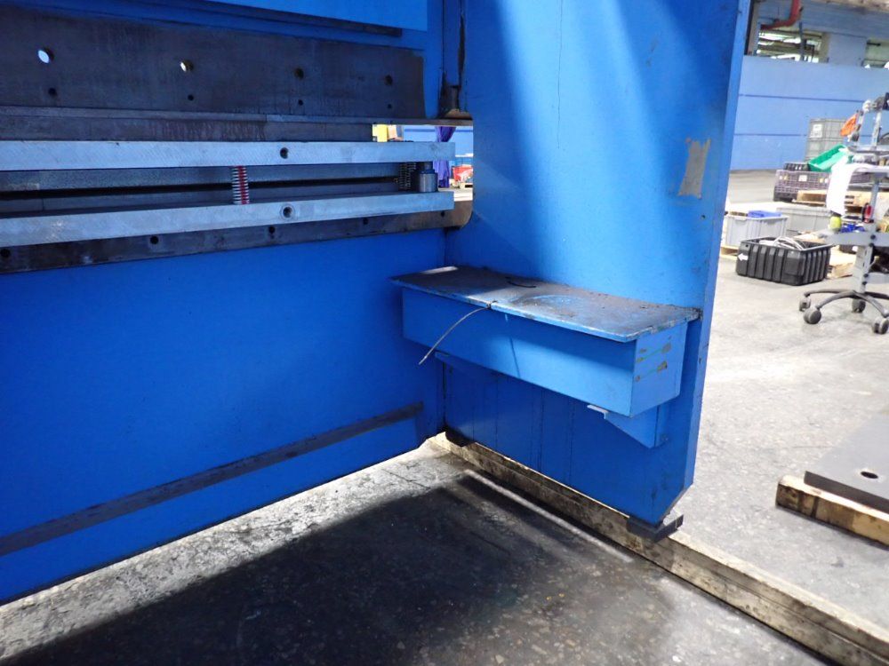 Pacific 12' X 12 Ga J110-12 Press Brake - J110-12