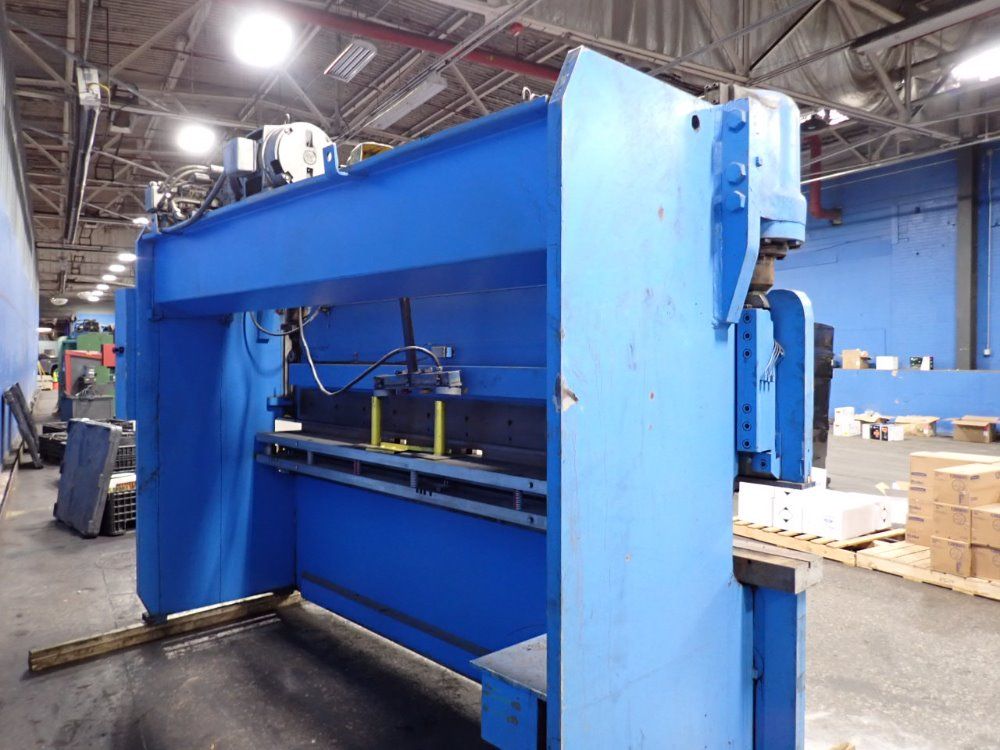 Pacific 12' X 12 Ga J110-12 Press Brake - J110-12