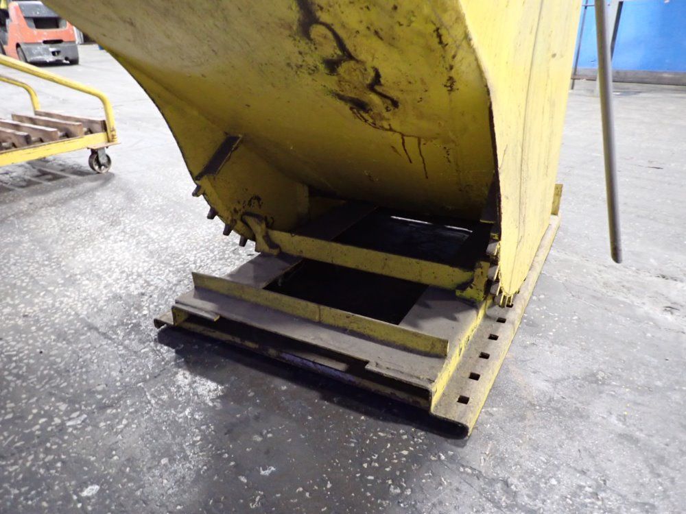 36" X 71" X 40" Self Dumping Hopper