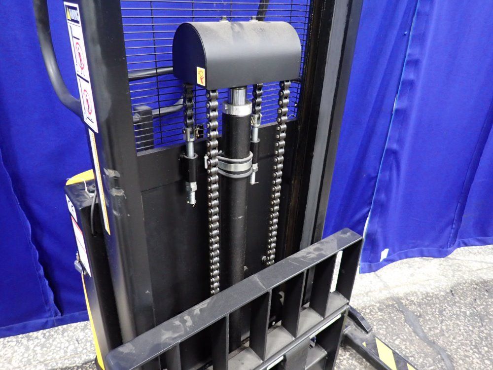 Vestil Vestil Sl63aa Straddle Lift