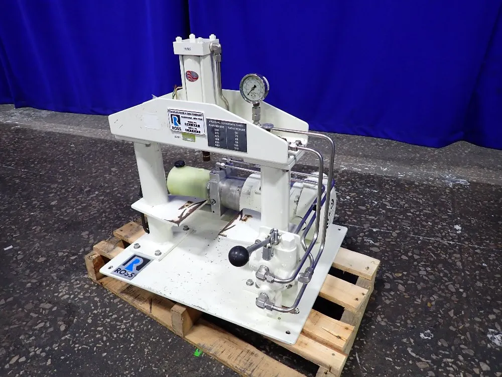 Charles Ross & Son Hydraulic Press - Ds-1qt