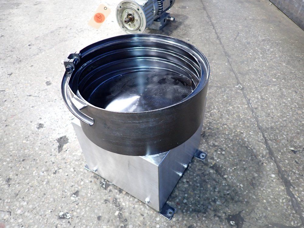  Bowl Feeder
