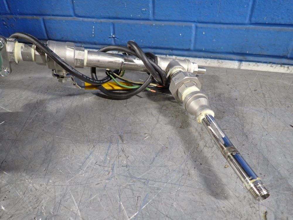  Valve Assembly