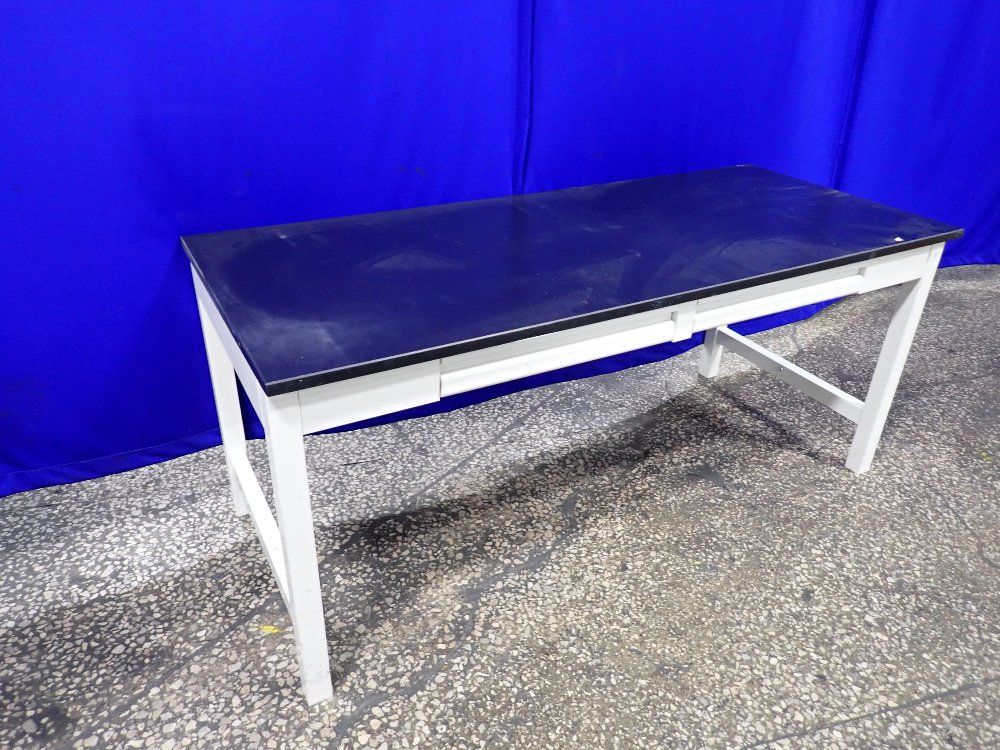  Table W Drawers