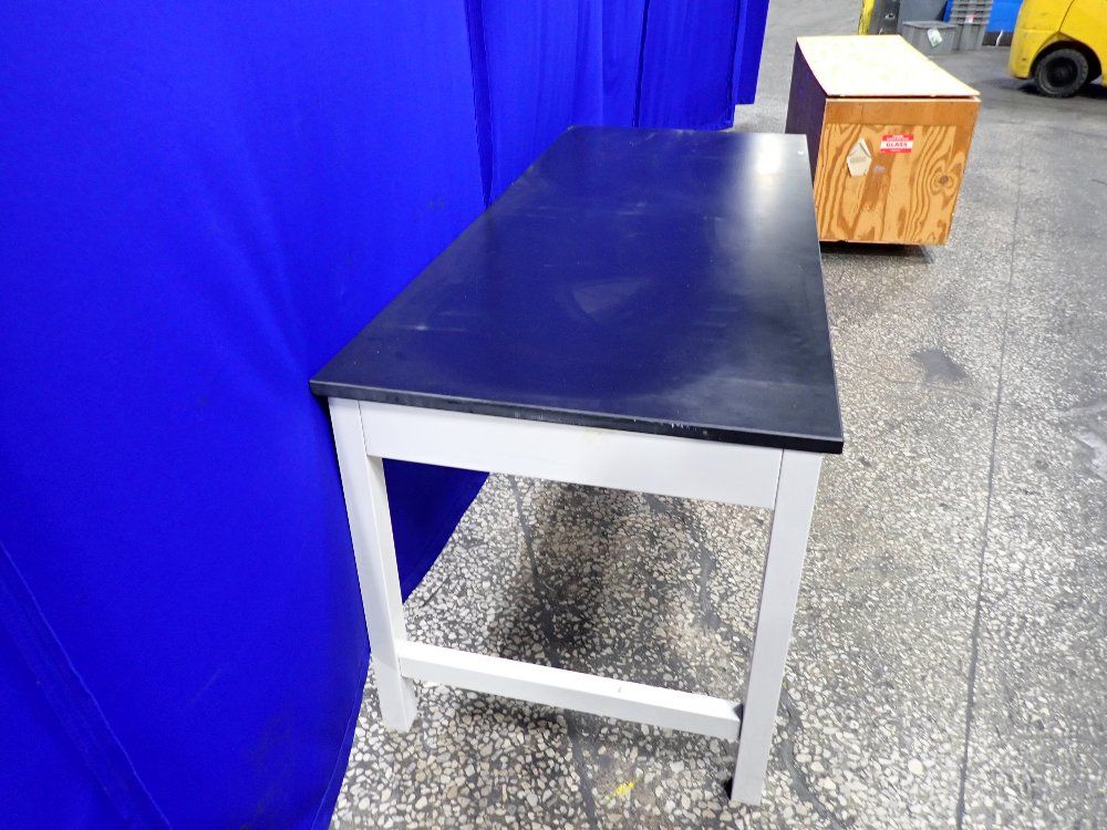  Table W Drawers