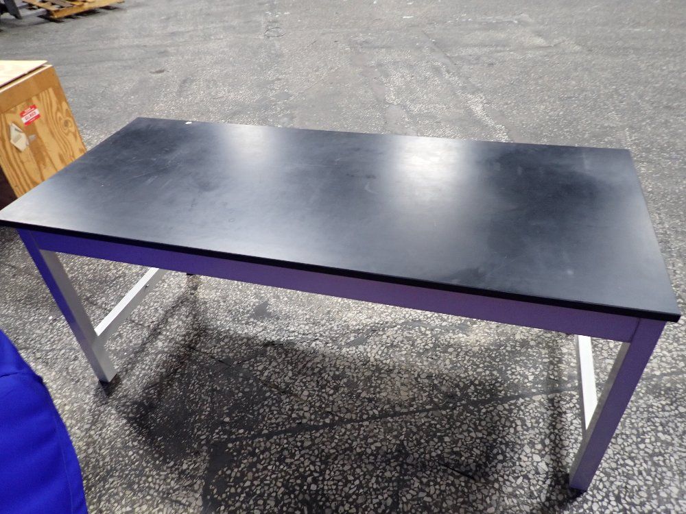  Table W Drawers