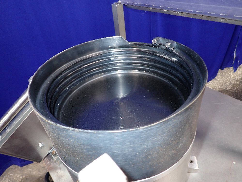  Sieving Machine