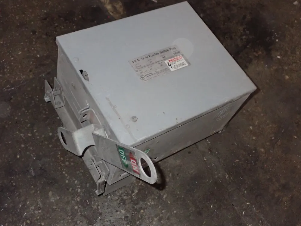 FUSIBLE BUS PLUG