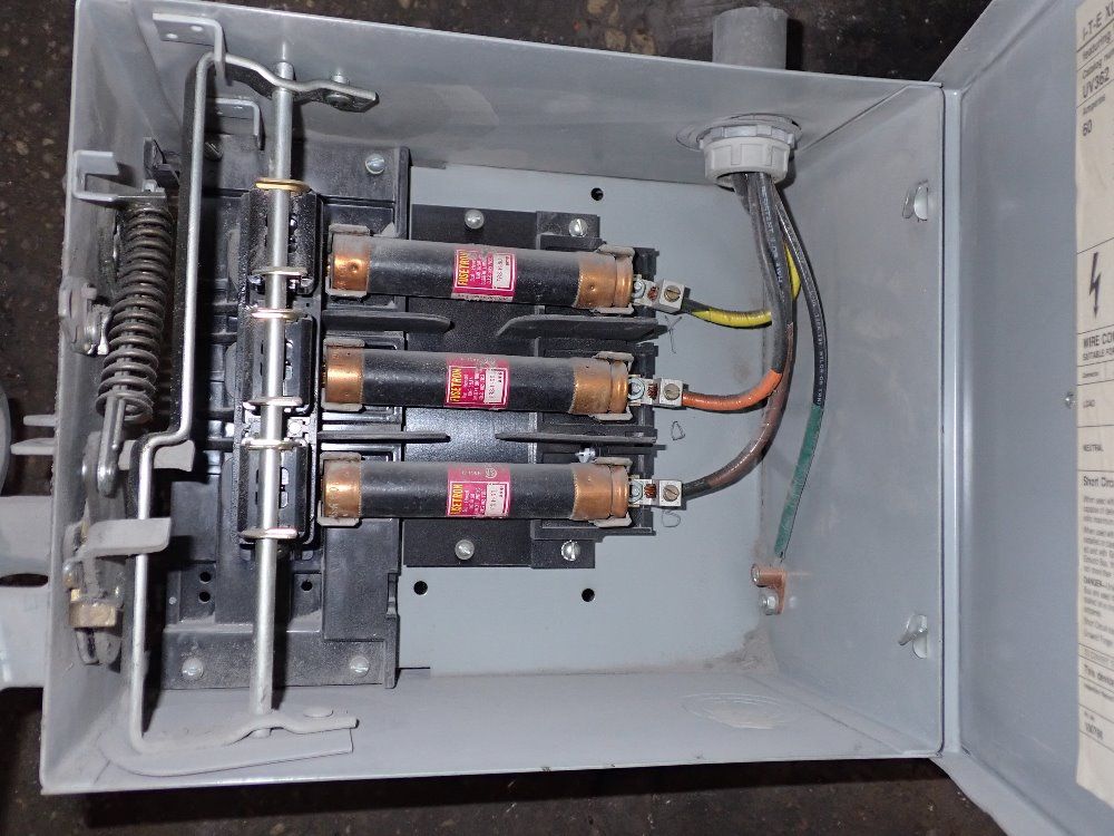 Ite Fusible Bus Plug