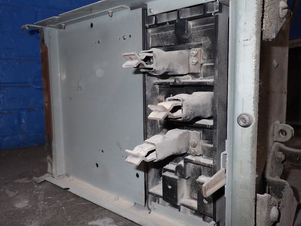 Ite Fusible Bus Plug