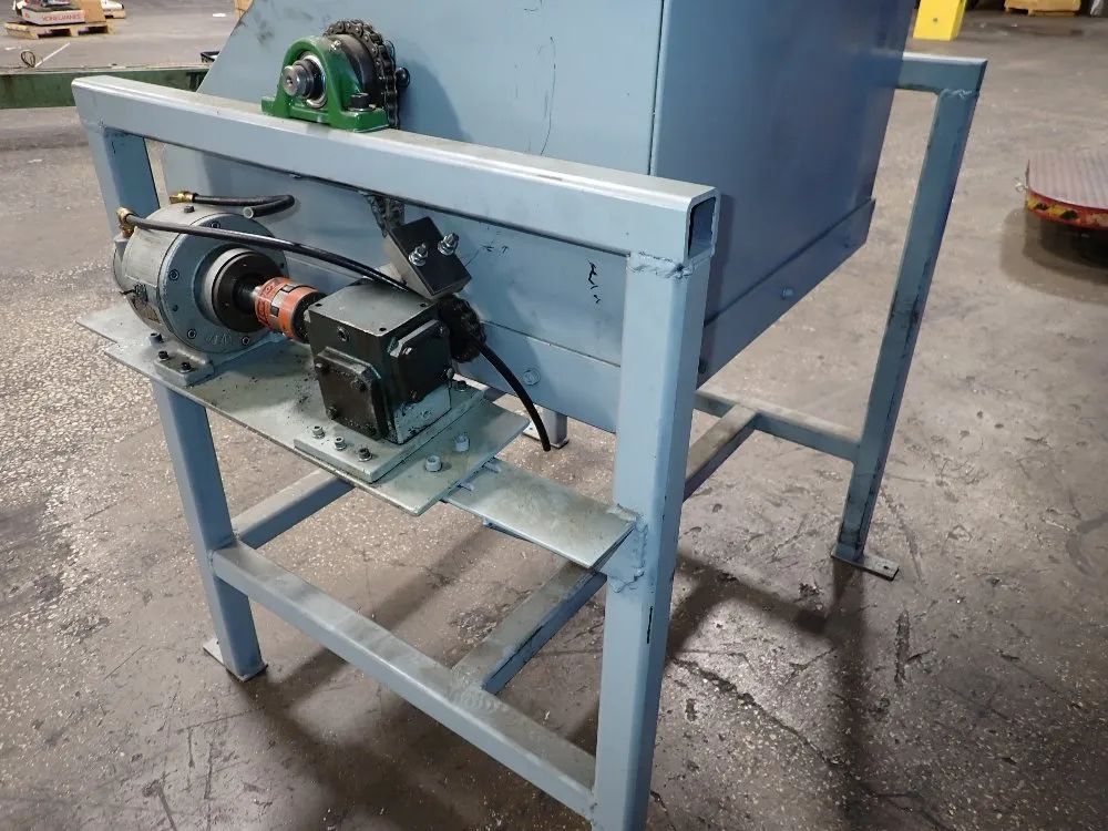 29" X 30" X 24" Air Powered Tipper