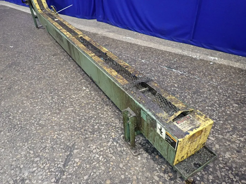 Titan 4" W Chip Conveyor