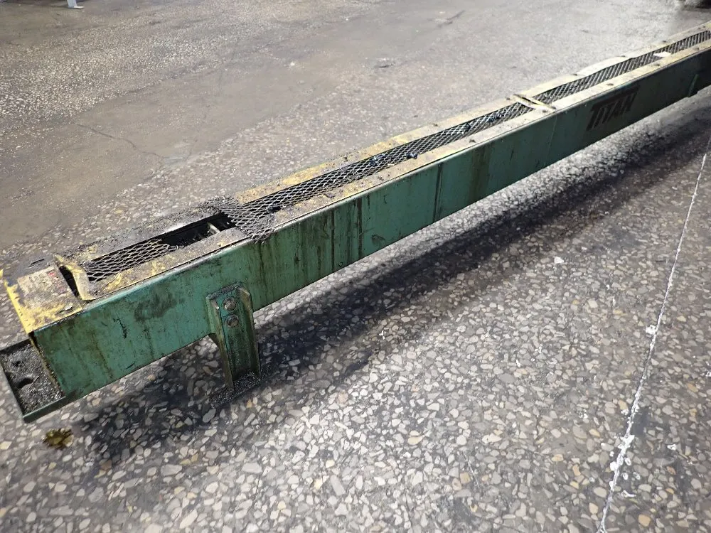 Titan 4" W Chip Conveyor