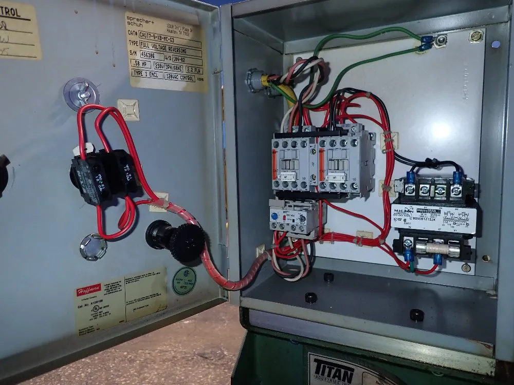 Titan 4" W Chip Conveyor