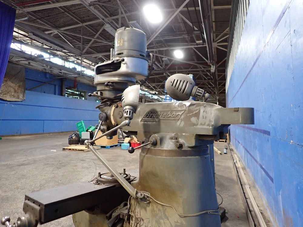 Bridgeport Vertical Mill