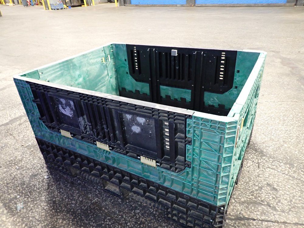  Collapsible Plastic Crate