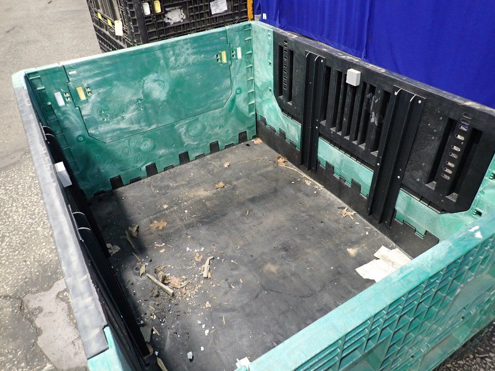  Collapsible Plastic Crate