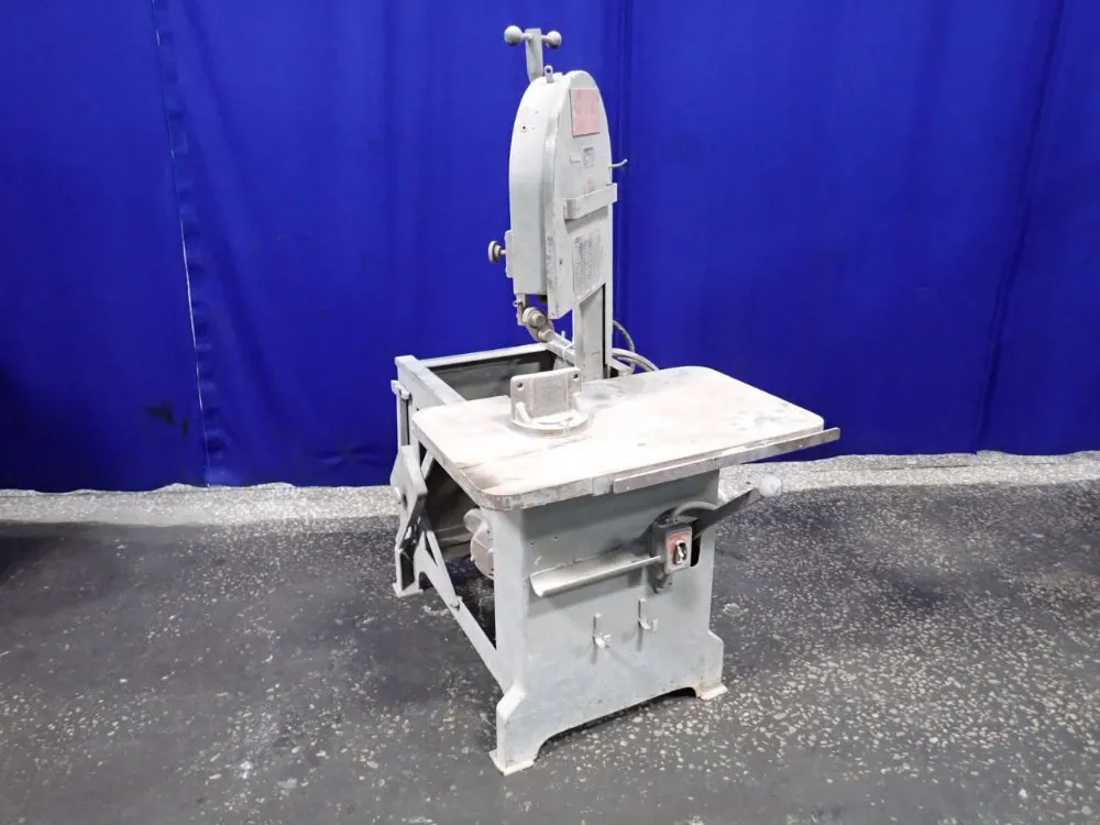 BILLLENDSEY VERTICAL BAND SAW