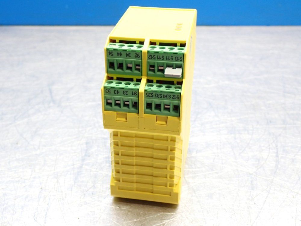 Phoenix Contact Safety Relay - Psr-scp-24uc/esam4/8x1/1x2