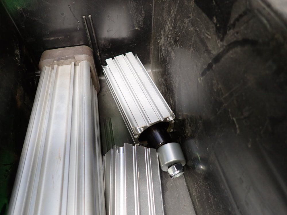  Cylinders