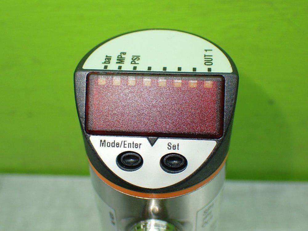 Ifm Pn-025-rbn14-hfpkg/us/ /v Pressure Sensor With Display - Pn5203